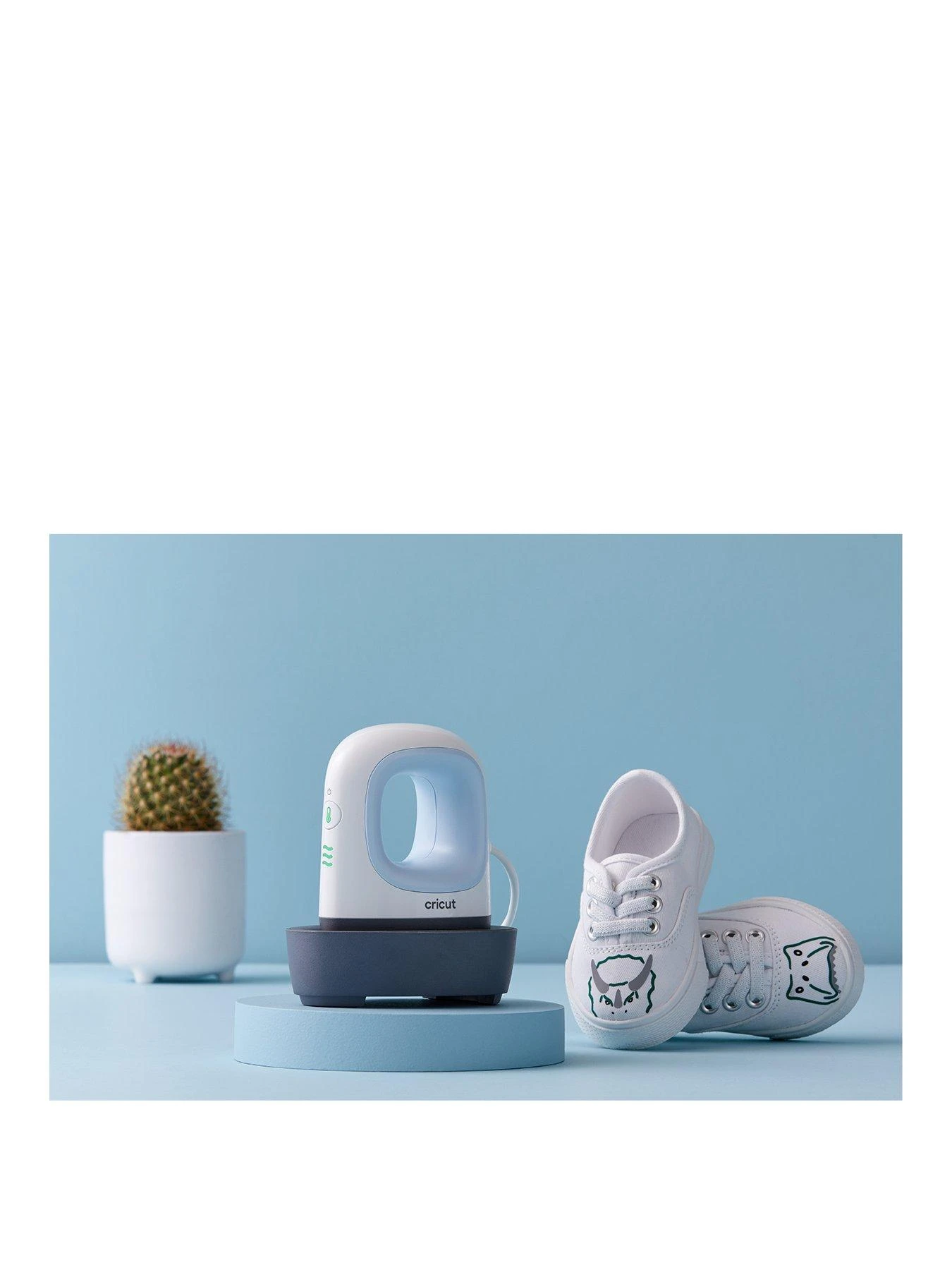 Hove Appliances Shop - UUHAD SQ2 0000000099 N A SLb